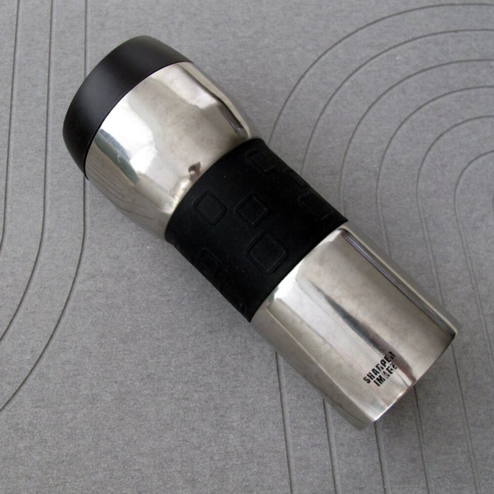 SHARPER IMAGE Thermos STAINLESS Steeel M-UG, black with silicone